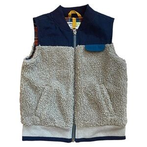 Genuine Kids from Oshkosh Toddler Boys Vest Fuzzy Outside Plaid Inside Sz 4T